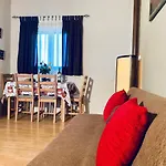 Hébergement de vacances Ermones Odyssesas Vátos