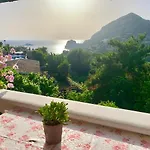Hébergement de vacances Ermones Odyssesas *