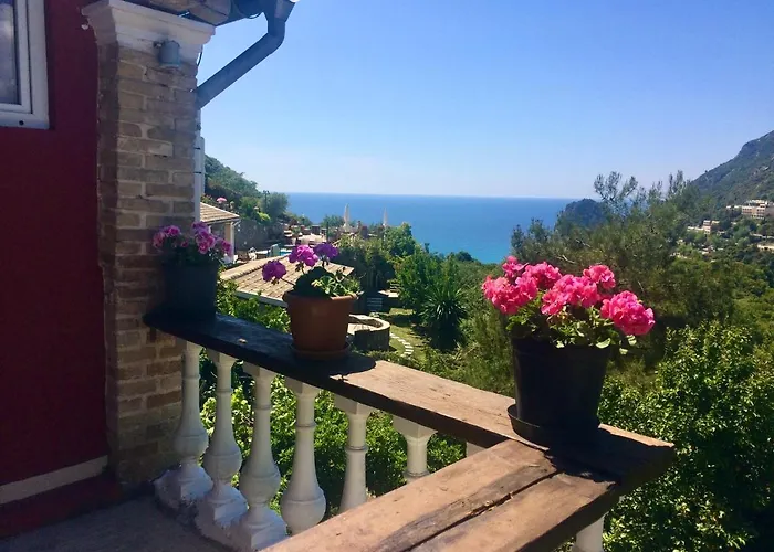 別荘 Ermones Odyssesas