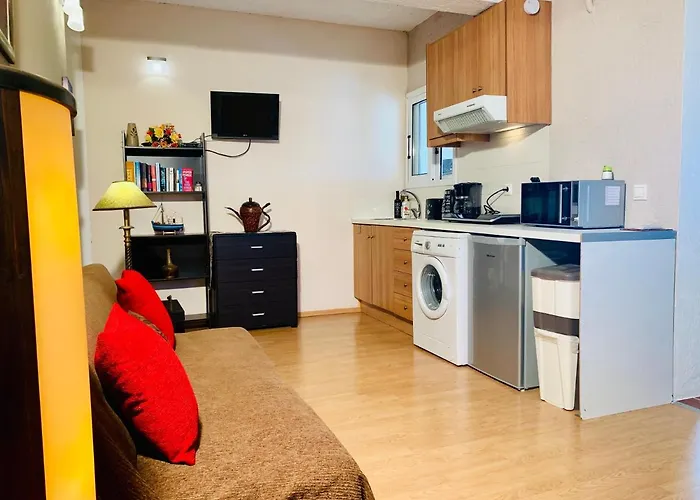 Ermones Odyssesas 別荘 *