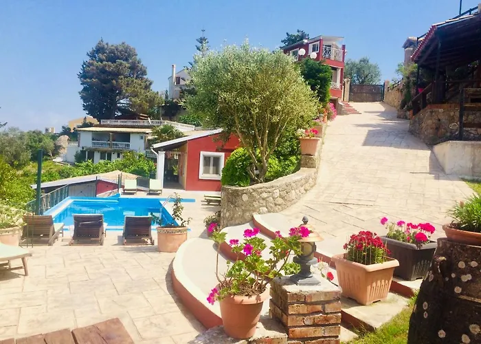 Ermones Odyssesas Vátos