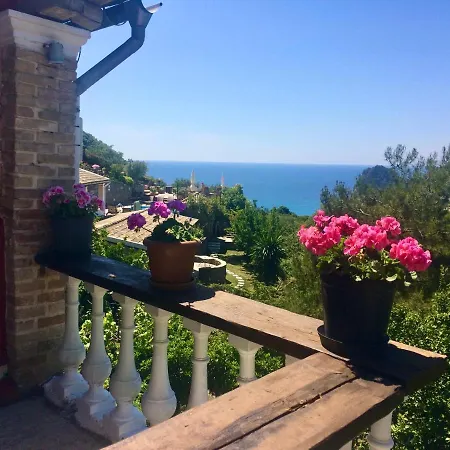 Holiday home Ermones Odyssesas