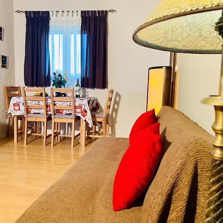Ermones Odyssesas Holiday home *