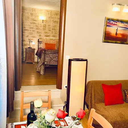 Ermones Odyssesas Holiday home *