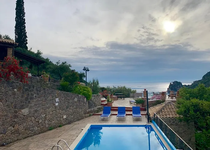 Ermones Odyssesas * Vátosz